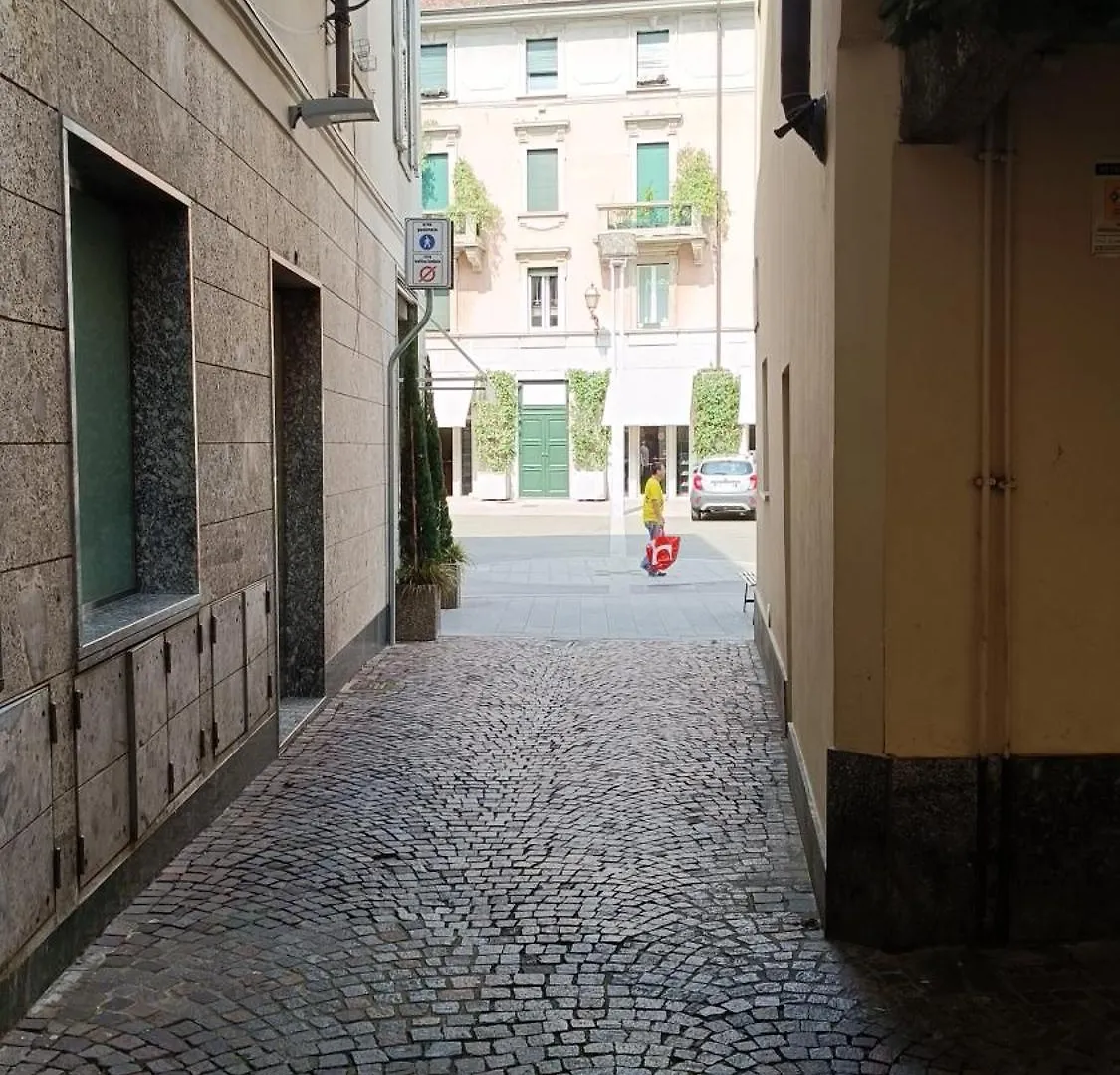 La Movida Apartamento Lecco 0*,